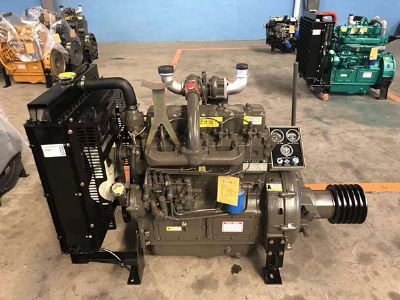 點(diǎn)擊查看詳細(xì)信息<br>標(biāo)題：4102粉碎用發(fā)動(dòng)機(jī)60馬力 閱讀次數(shù)：1128